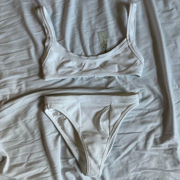 Are You Am I Maika Bikini Set - Picture 3 of 5